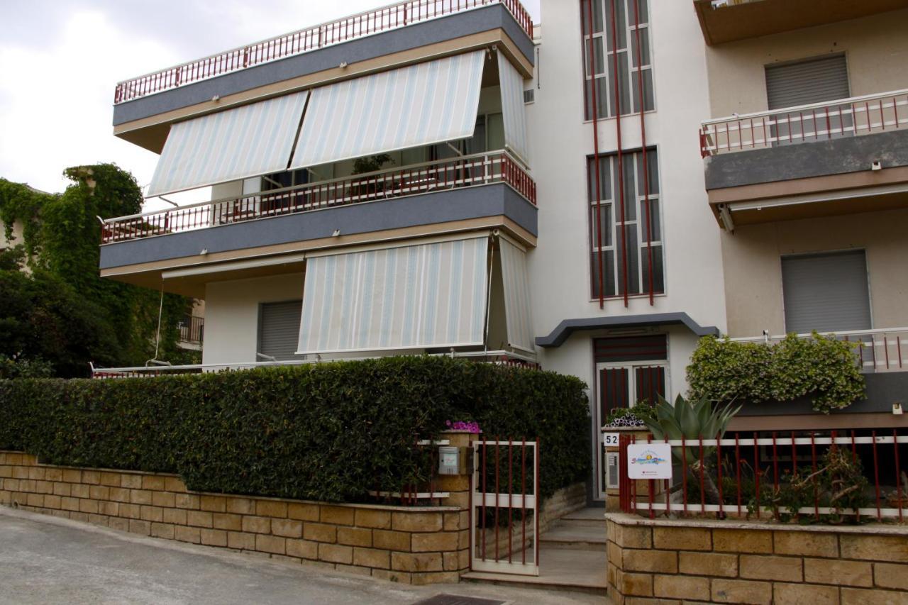 B&B Spiaggia Di Ponente Шикли Экстерьер фото